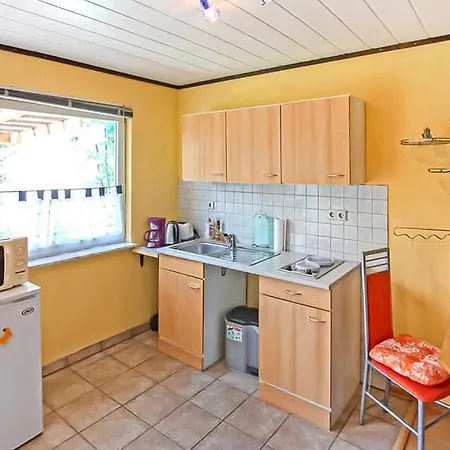 Holiday home Doppelhaushaelfte Mueritz *